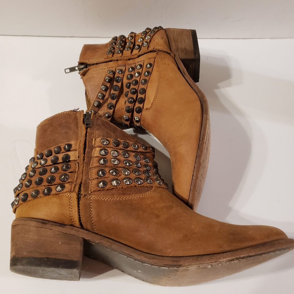 Steven x Steve Madden Mexico Leather Rivet Strapped Tan Ankle Boots Sz 11 - Picture 7 of 7